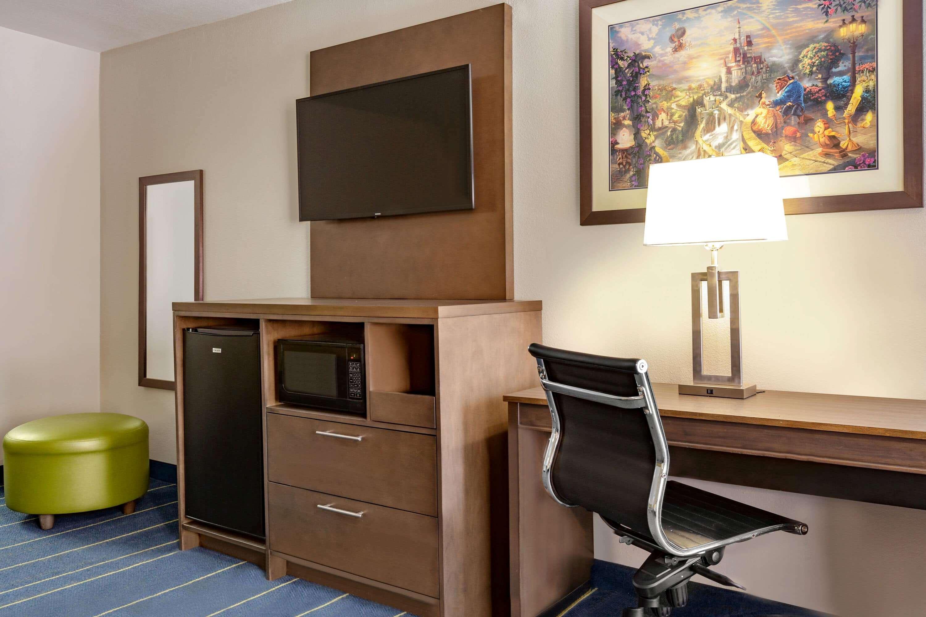 Days Inn & Suites By Wyndham Anaheim At Disneyland Park Exterior foto